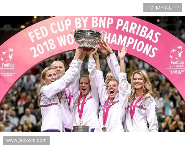 广州网球队在联合会杯中的耐力表现值得称赞展现出顽强拼搏精神与团队协作能力