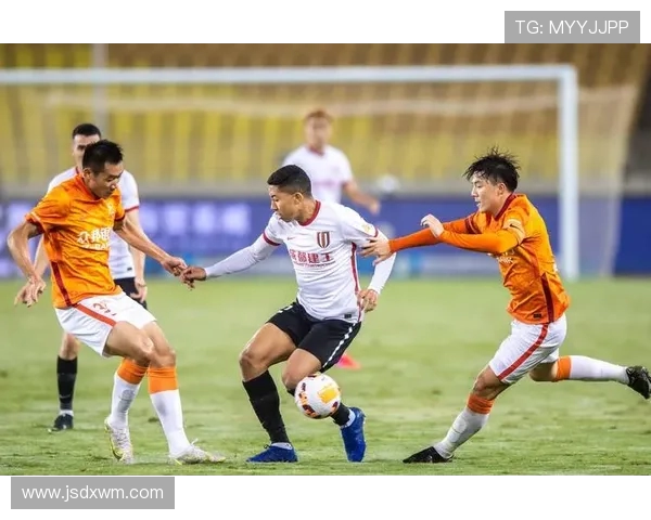 武汉足球队状态分析:从战绩到球员表现全方位解读 武汉足球队状态分析:从战绩到球员表现全方位解读