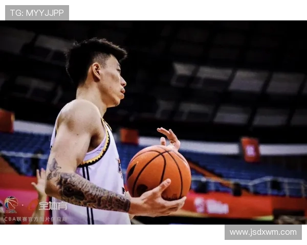 张镇麟的篮球之路：从青涩少年到CBA明星的成长故事与奋斗历程