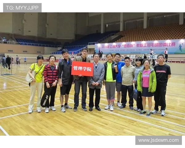 西安羽毛球队与杭州羽毛球队赛后状态分析与复盘探讨